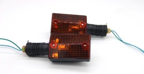 Rear Turn Signal Lights Blinker for Yamaha XT350 XT600 XT550 XT250 DT125 DT175 - Picture 4 of 7