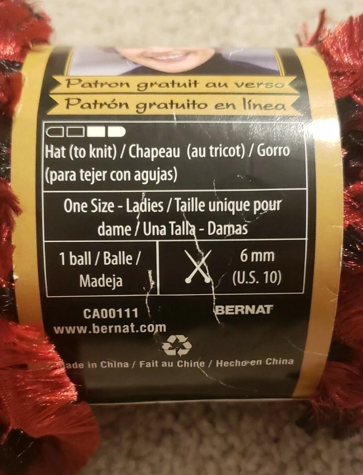 Bernat Boa Yarn 100% Polyester Cardinal #46530 Red Black Feather Eyelash  - Image 2 of 4