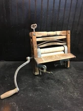 Antique Anchor Brand No. 770 Clothes Wringer - Lovell Manufacturing Erie, PA