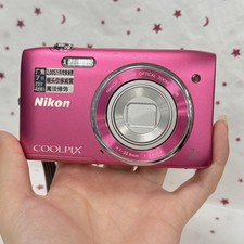 Nikon COOLPIX S3500 20.1MP Digital Camera 7x Optical Zoom Rare Pink - 90 NEW.
