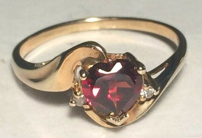 Garnet & 2 Small Natural Diamonds 10k Solid Gold Ring  Size 7 US   2.1 Grams