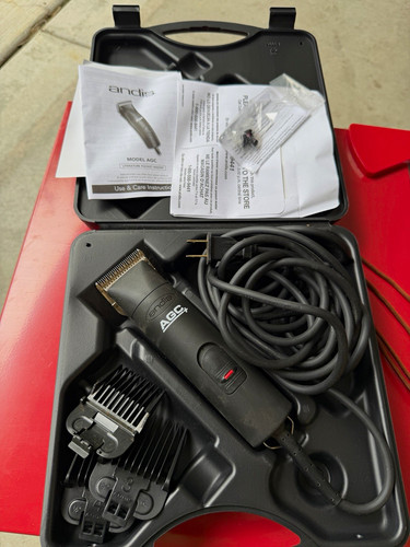 Andis AGC+ Corded Fur Clipper for All Dogs w/ Case & Guide Combs Used One Time