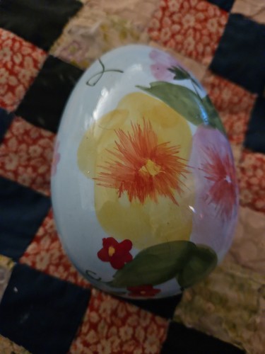 Floral Trinket Box Egg