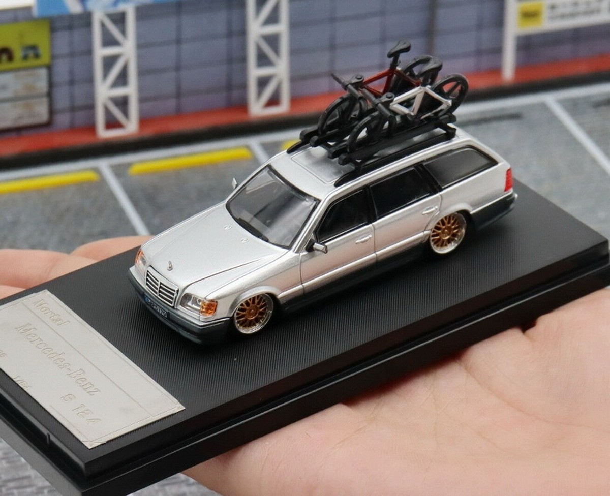 Mortal Model 1/64 BENZ S124ワゴン Mortal 1/64 Mercedes-Benz E-Class E300 S124 Wagon Blue1