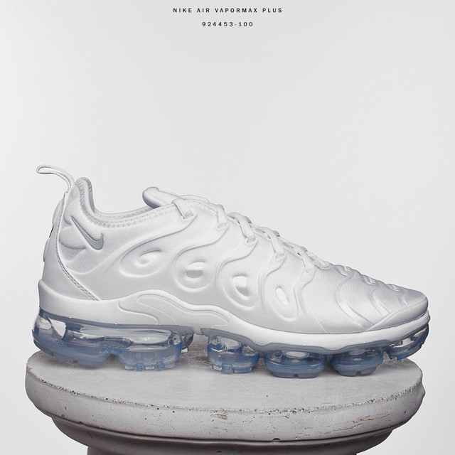 new vapormax plus