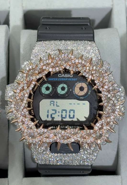 新品　G-SHOCK DW-6900CM-2JF Customize-G 限定 Custom Moissanite Thorn Two Tone Rose Bezel G-Shock DW-6900 Watch