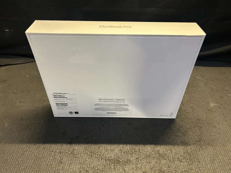 MacBook Pro 13-inch 3.2 Apple M1 8Core A2338 GPU 8GB RAM 256GB SSD MYDA2LL/A - Image 4 of 4