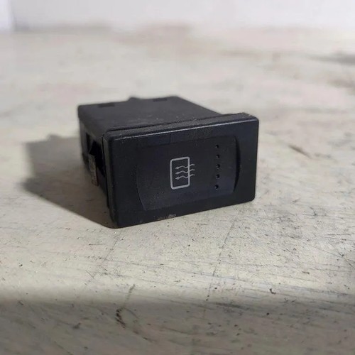 VW PASSAT B5 3B3 Schalter für Heckscheibenheizung 3B0959621C 2.50 31513398