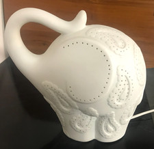Dekorative   Elefanten - Tisch - Lampe ,   Steingut  ,   vintage ,  neuwertig  !