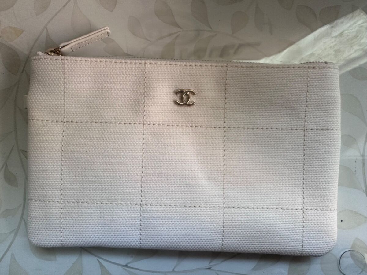 New 23C CHANEL White Ecru Beige MAXI LARGE Shopping Deauville Tote Bag  MICROCHIP