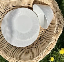 Wheat 12-Piece Durable White Porcelain Dinnerware Set 