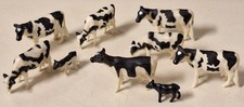 1:64 Scale Ertl Farm Country - Holstein Cattle Lot D