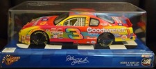 🏁 Dale Earnhardt Sr #3 Goodwrench  1:24 NASCAR Winner's Circle Monte Carlo
