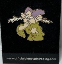 Disney Pin Traders Snow White Dwarf Dopey Clearing His Ears Pin