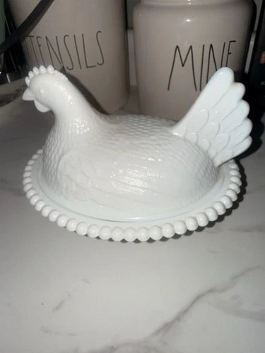 Vintage Indiana White Milk Glass Chicken Hen on Nest Covered Bowl Candy Dish