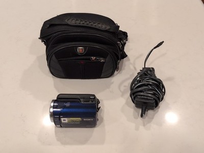 Sony Handycam DCR-SR47 Camcorder 60GB HDD 60X Optical Zoom Blue - Tested works