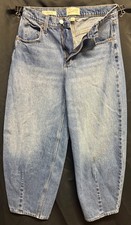 Universal Thread High Rise Easy Barrel Jeans Blue Medium Wash Denim Size 6