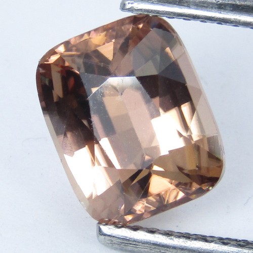 5.24Cts Lustrous Natural Brownish Pink Zircon Cushion Cut Gemstone From Cambodia - 第 1/4 張圖片