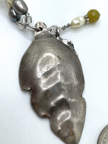 Collana argento sterling foglia verde oliva ciondolo perle opale arte vetro fatta a mano - Foto 12 di 12