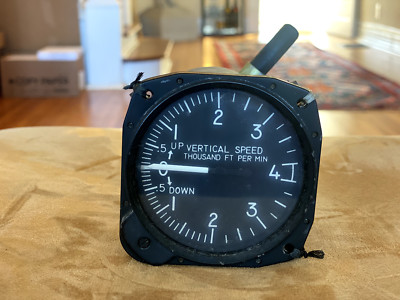 United Instruments Vertical Speed Indicator PN 7040