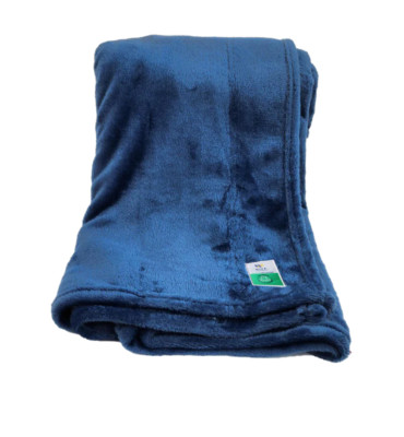 Wolf Essentials Recycled Fleece Travel Blanket, 50'' x 60'' - Indigo