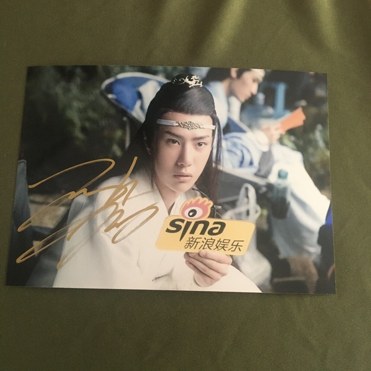 WANG YIBO YI BO CHEN QING LING PHOTO CARD SIGNED AUTOGRAPHED 5*7