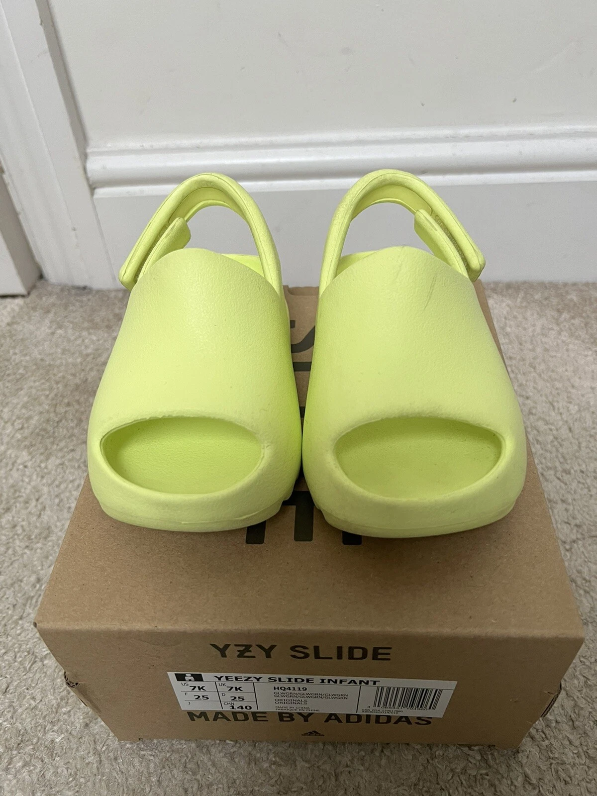 Adidas Yeezy Slides Pure Neonati Taglia UK 7K Verde Luminoso.