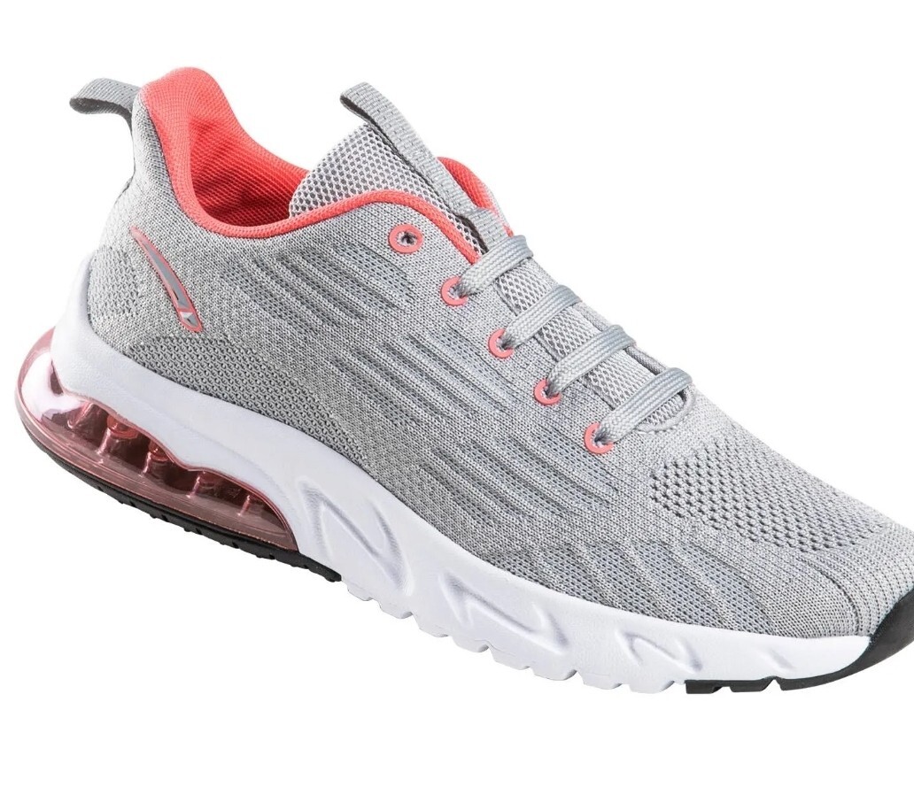 LA Gear, Women's Shoes, Barely Used, On the closet shelf for a time