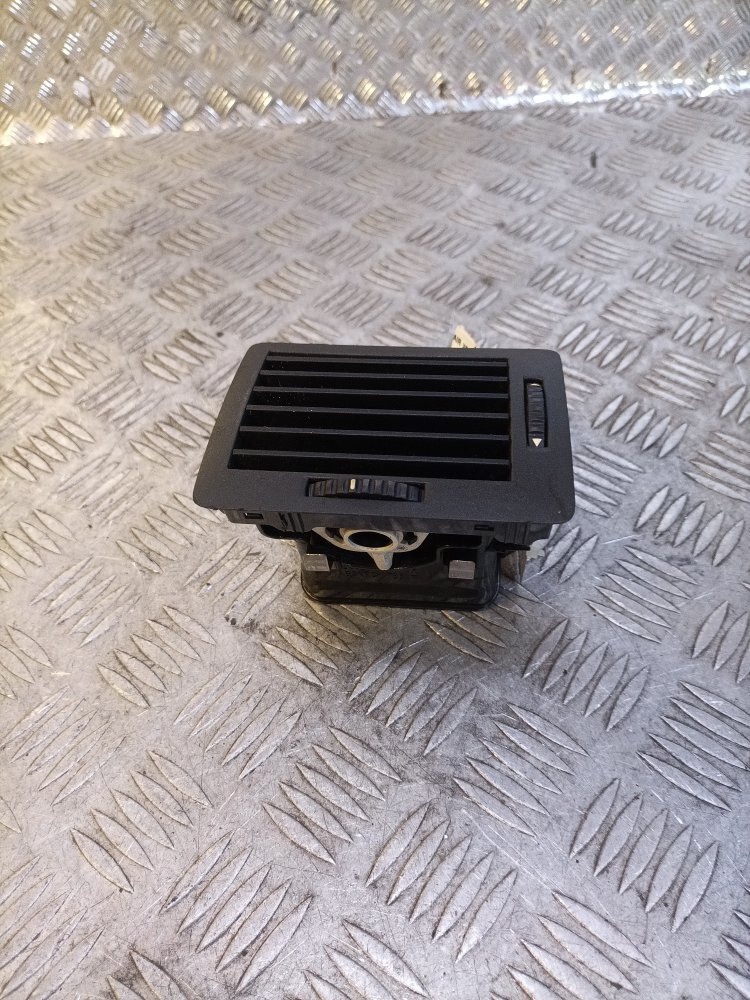 VAUXHALL ZAFIRA B 0514 FRONT HEATER DASHBOARD AIR VENT DRIVER SIDE