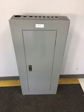 GE 225 AMP 480 VOLT 3 PHASE 30 CIRCUIT MAIN LUG PANEL..P-1209