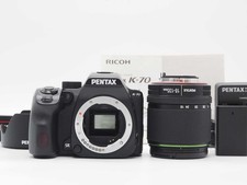 Pentax K-70 24.2MP DSLR Camera 18-135 Lens Kit 3353 shots Near Mint Z5699A