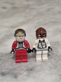 LEGO star wars B-Wing starfighter (6208) 99% complete with figs