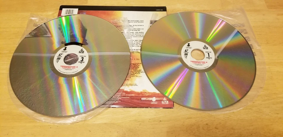 Terminator 2 Judgement Day (1991) Widescreen 2 Disc Edition Laserdisc Nice Discs - Image 4 of 4