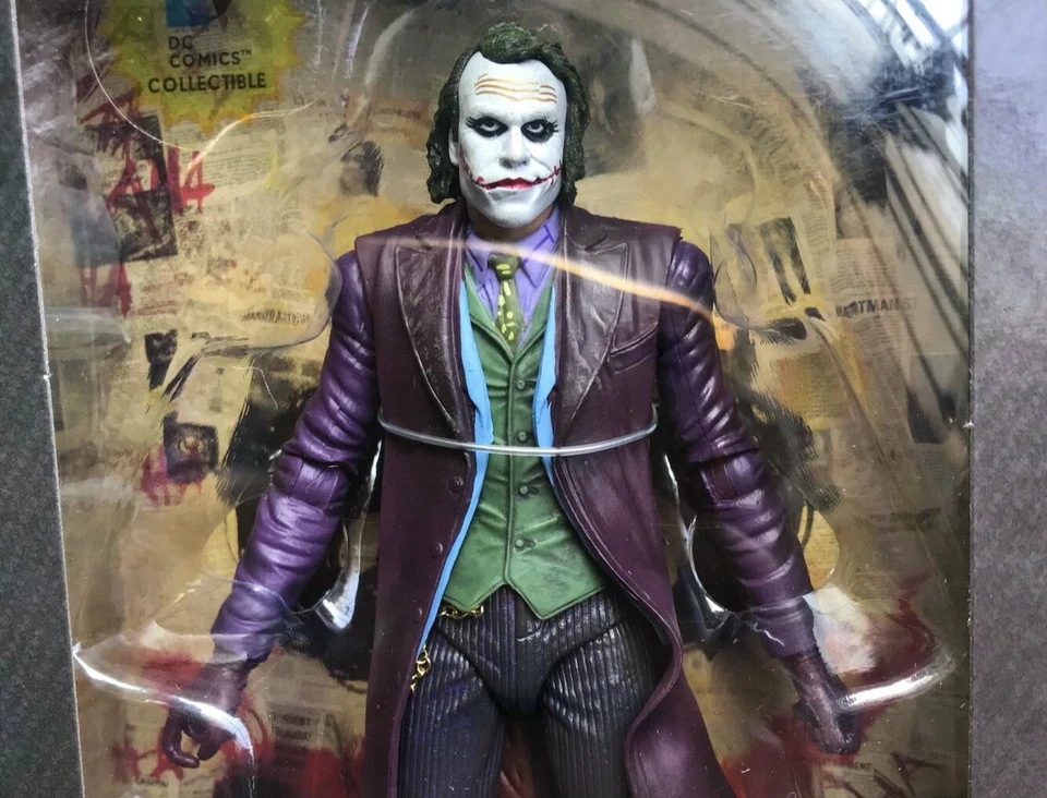 Figura de acción NECA DC Comics Batman Caballero Oscuro Heath Ledger Joker 7" juguete en caja Foto 4 de 4