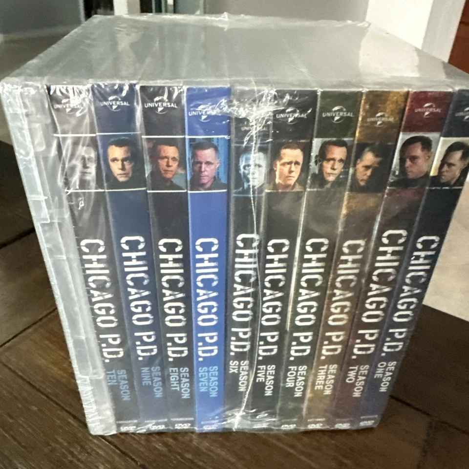 New: Sealed Chicago P.D., seasons 1 through 11 (DVD Set) - Image 2 of 4
