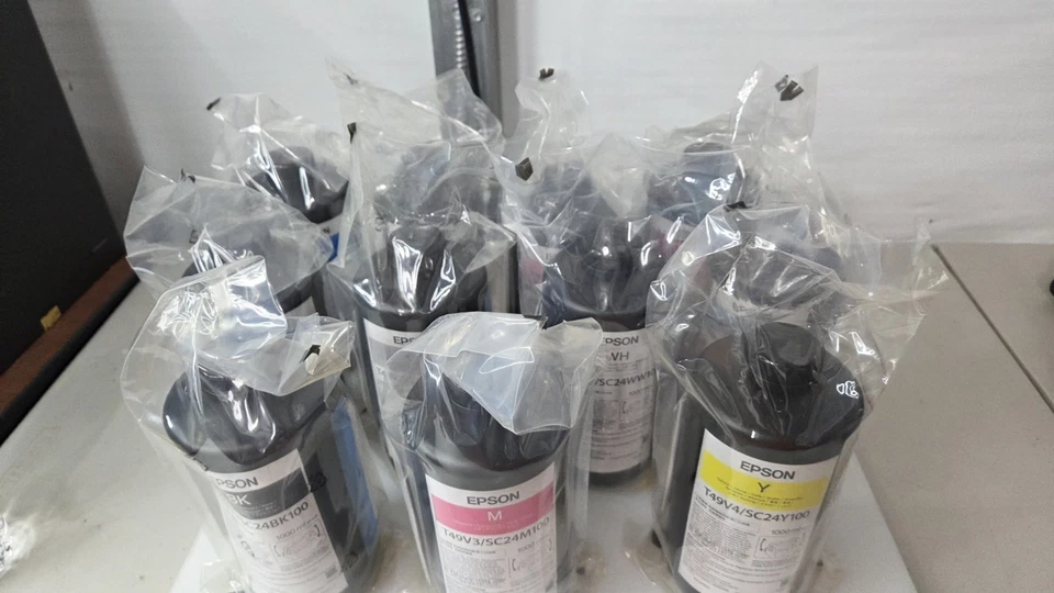 Epson UltraChrome Ink 1L Various Colors SureColor V7000 Lot Of 11 EXPIRED 2023 - Image 2 of 2