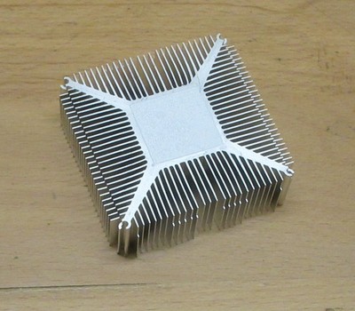 Alu - Kühlkörper / Kühler  - 80 x 80 x 25 mm, Heatsink /  POWER LED,  CPU