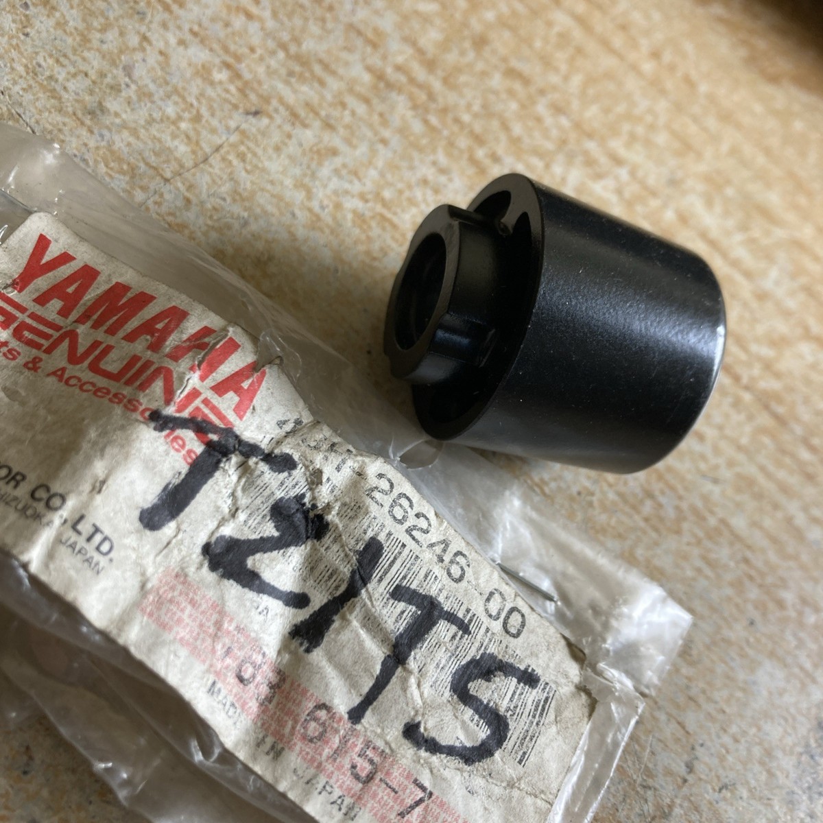 Yamaha 4JH-26246-00 Weight Grip Handlebar End XT660R XJ600 S N | eBay