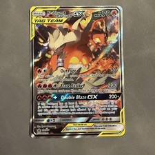 Pokémon Reshiram & Charizard GX SM Promo Holo Card SM201 270 HP TAG TEAM