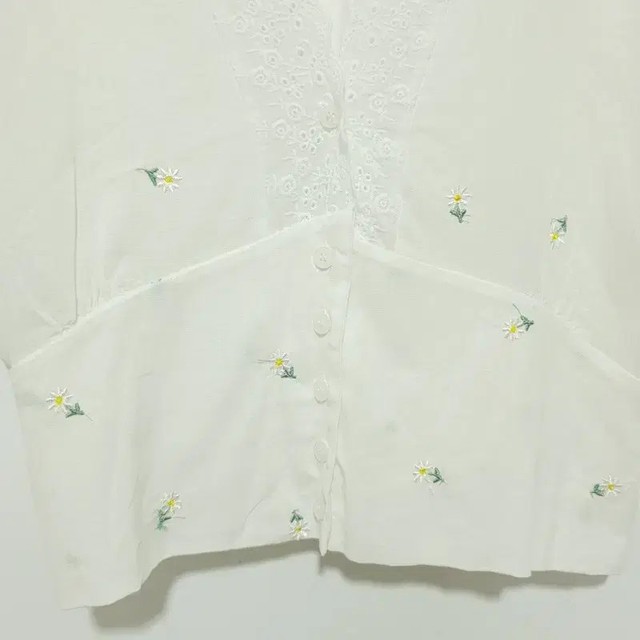 Plastic Island Embroidered Crop Blouse - Size 45cm