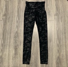 SPANX Black Faux Leather Camo Luxury Leggings Size M Women