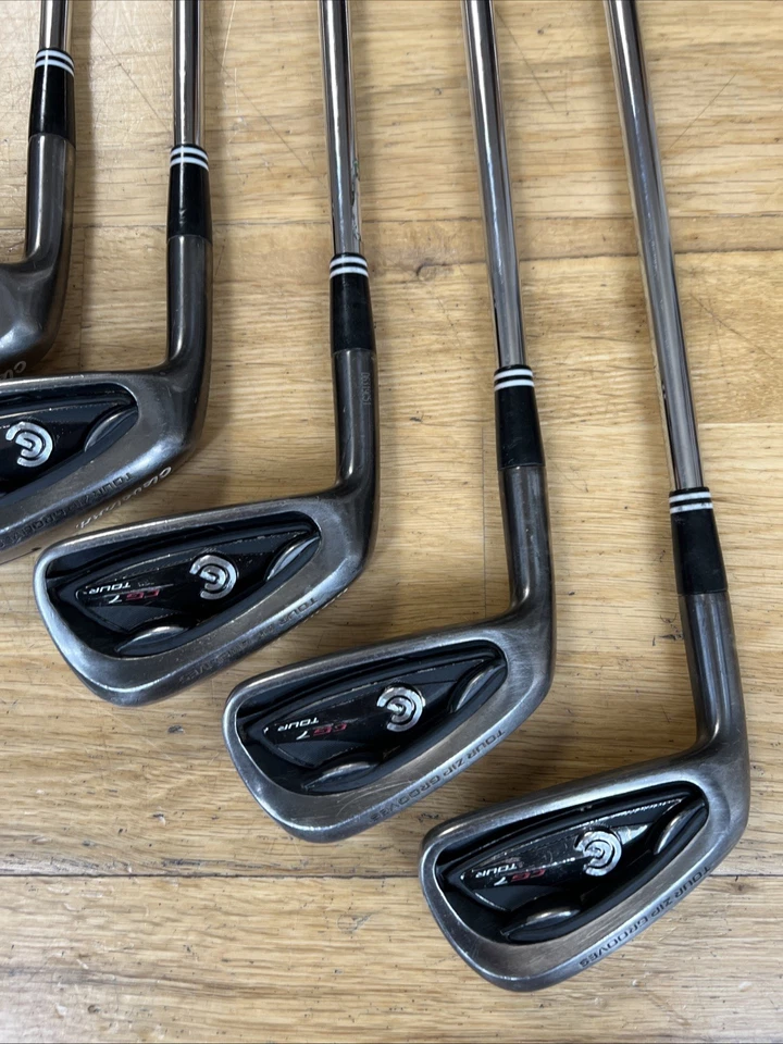 Left Handed Cleveland CG7 Tour Iron Set / 4-PW / S300 Stiff Flex Cleveland Grip - Image 4 of 4