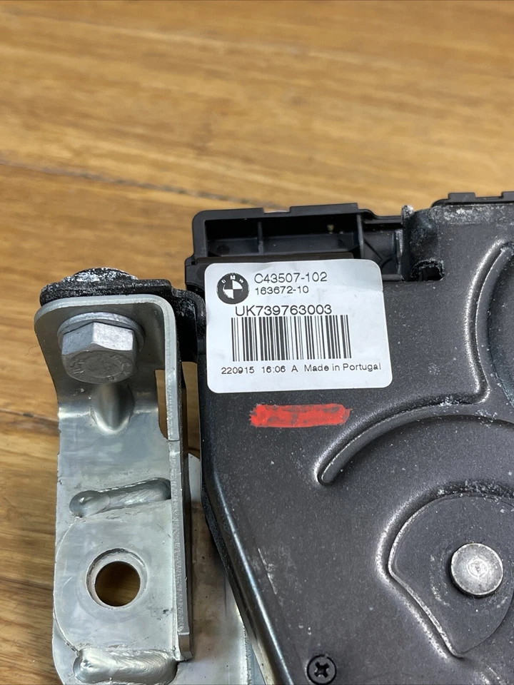 BMW X6 F86 2012-2019 puerta trasera maletero tapa bloqueo pestillo actuador 44 k millas Foto 3 de 4