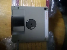 Mixed lot of 39 Formatted 1.44MB 3.5" Floppy Disks (21 Good, 18 with some bad)