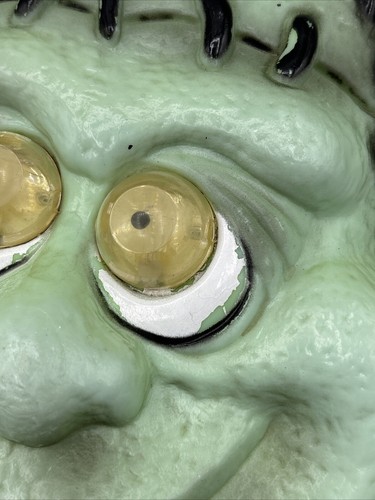 Molde soplado de plástico con cabeza de Frankenstein ojos de Halloween ¡Funciona! *LEER* Video - Imagen 8 de 16