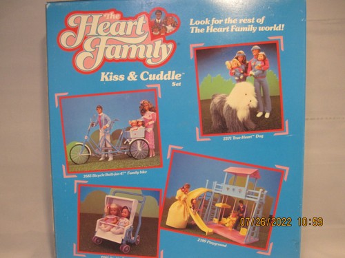 Vintage The Heart Family Kiss & Cuddle African American doll set by Mattel #3174 - Picture 8 of 12