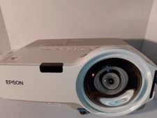 EPSON POWERLITE 410W LCD PROJECTOR H330A +SL072 0LAMP Z3-10 no Cord