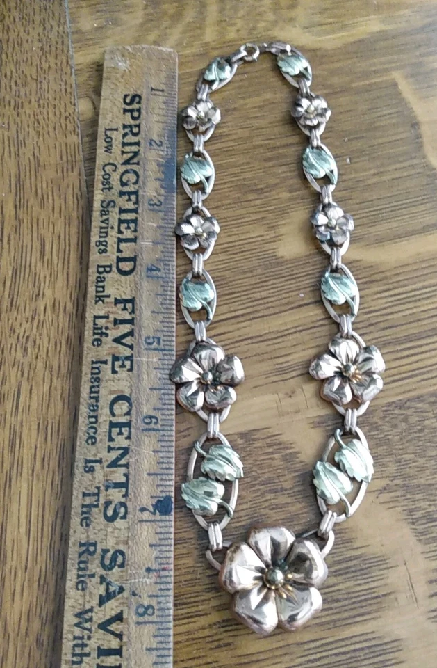 Collar de flores rellenas de oro amarillo y rosa firmado BINDER BROTHERS 16 pulgadas DE COLECCIÓN Foto 2 de 4