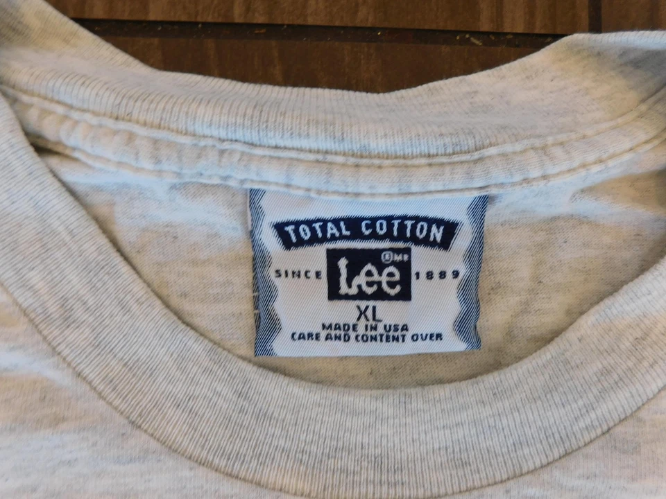 Vintage UConn Women Huskies Shirt Mens XL NCAA Basketball Big East Champions 90s - Image 3 of 4