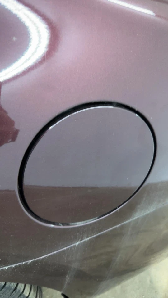 13 INFINITI JX35 Fuel Tank Door Foto 2 de 4